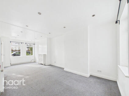 Marks Road, Romford, RM7 7AH