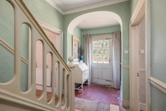 6 bed House for sale Image 7