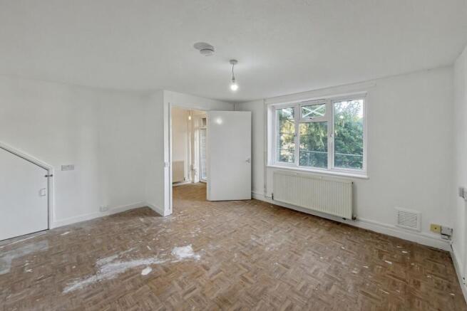 103 Ashfield Avenue, Bushey, Hertfordshire, WD23 4HJ
