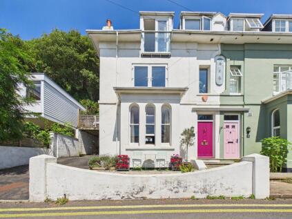 Radnor Cliff, Folkestone, Kent, CT20