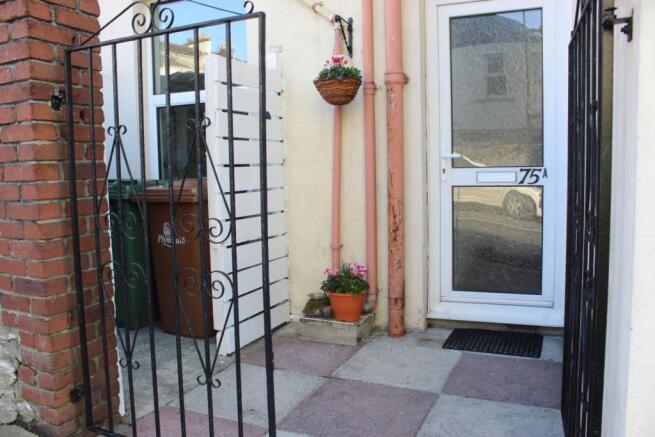 Photo 12