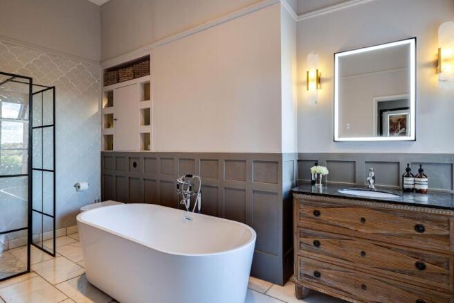 Family bathroom