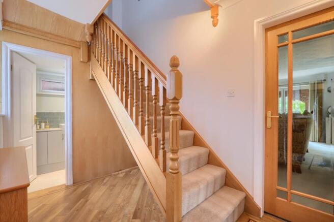 5 bed Detached for sale Image 5