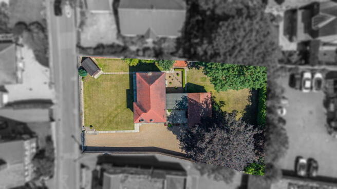 4 bed Detached for sale Image 4
