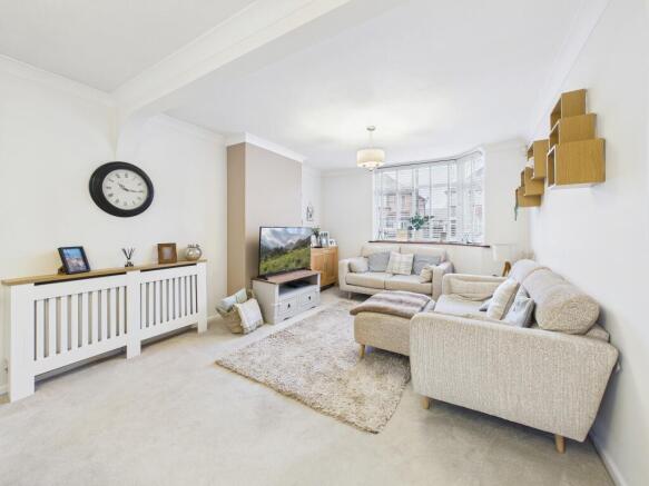 CAM05192G0-PR0206-STILL001