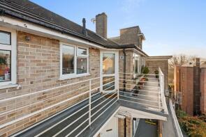 Flat 8, Sycamore Place, Hill Avenue, Amersham HP6 5BG