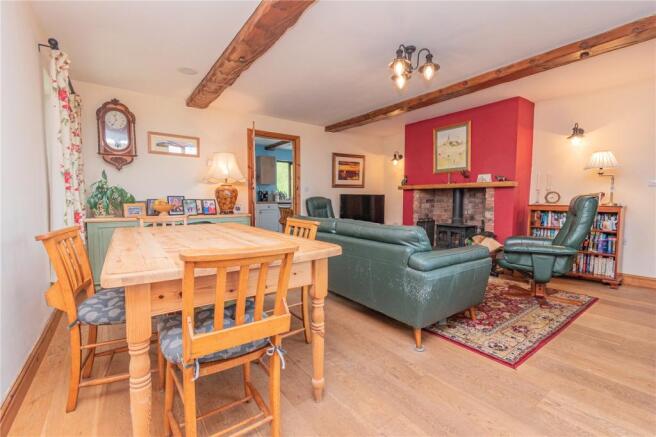 Lounge/Dining Room