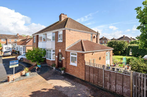 Wallace Avenue, Whipton, Exeter, Devon