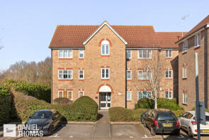 17, Osprey Court, Osprey Road, Waltham Abbey EN9 3RZ