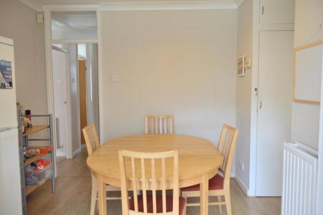 DiningRoom
