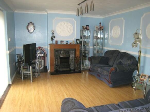 Lounge Photo 2