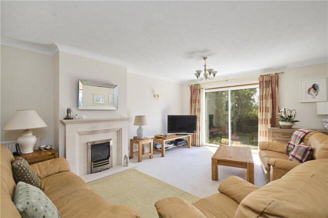 4 bed Detached for sale Image 9