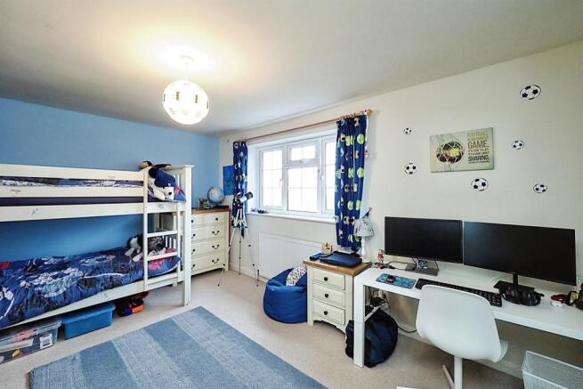Photo 6