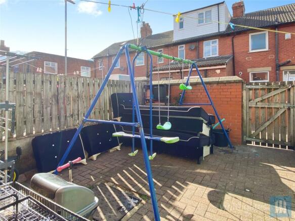 2 bed Terraced for sale Image 8