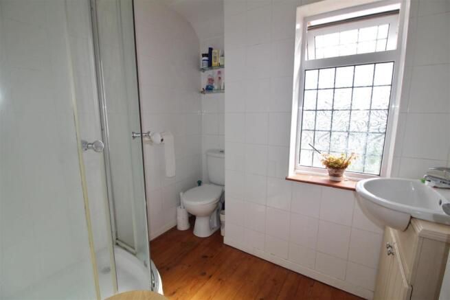 Shower Room.JPG