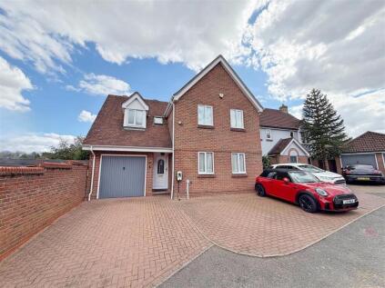 Rana Drive, Braintree