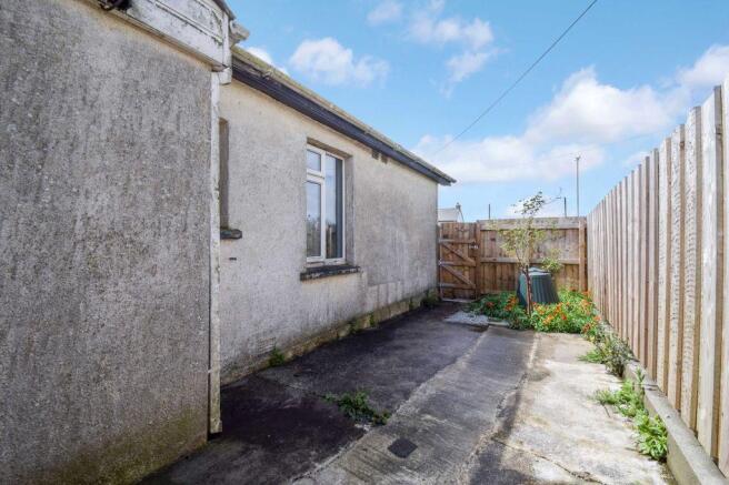 Yard at Side