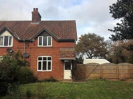 2 Fivecrossways Cottage, Tunstead Road, Hoveton NR12 8QT