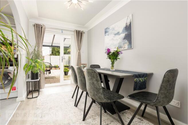 3 bed Semi-Detached for sale Image 6