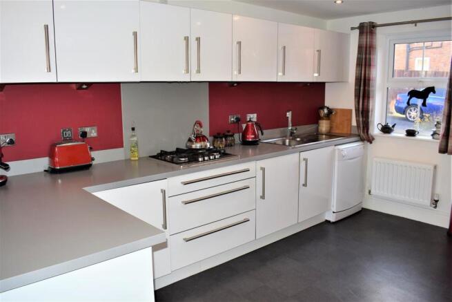 DAY KITCHEN