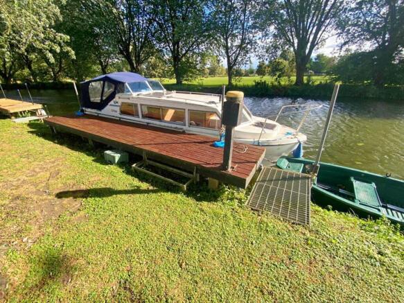 26 Ouse Valley Mooring 2_inPixio.jpg