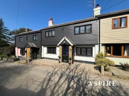 2 North Benfleet Hall Cottages, North Benfleet Hall Road, North Benfleet, Wickford SS12 9JR