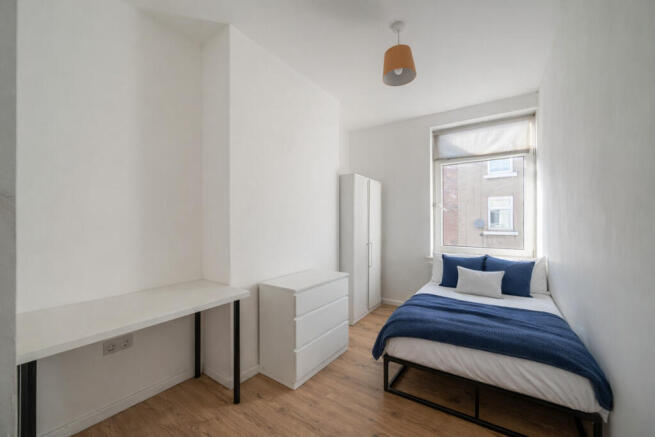3 bed Terraced for sale Image 8