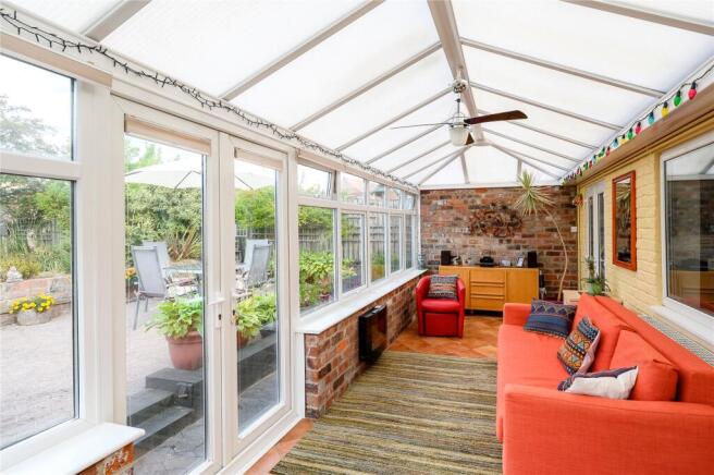 3 bed House for sale Image 10