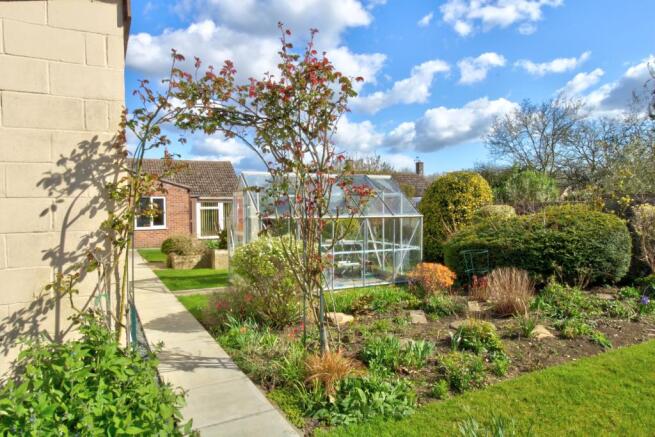 2Garden Middle