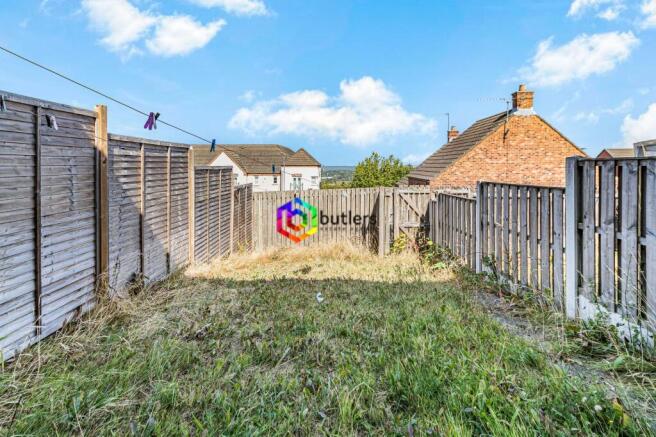 2 bed Terraced to rent Image 4