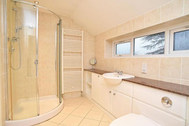 4 bed Detached for sale Image 12