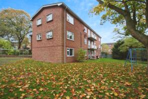 24, Crown Way, Lillington, Leamington Spa CV32 7SE