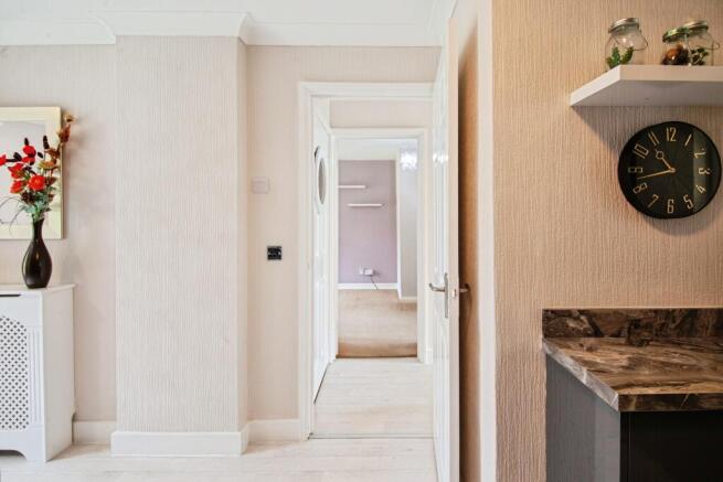 3 bed Terraced for sale Image 6