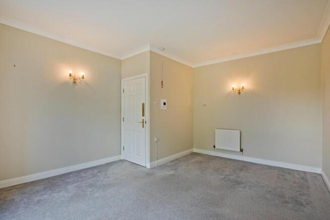 1 bed Flat for sale Image 12