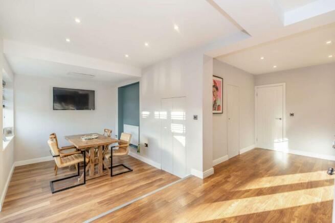 8534772-interior05-800.jpg