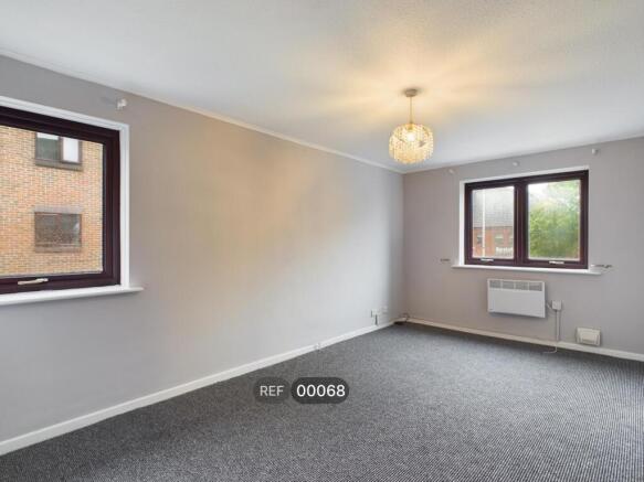 1 bed Apartment to rent Image 4