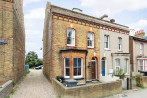 Ground Floor Flat, 218, High Street, Herne Bay CT6 5AX