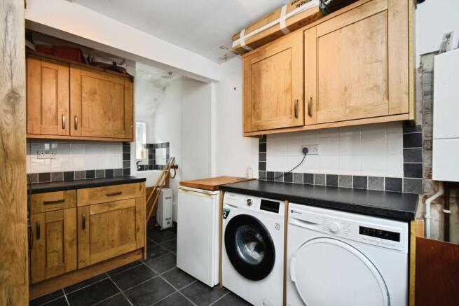 2 bed Terraced for sale Image 10
