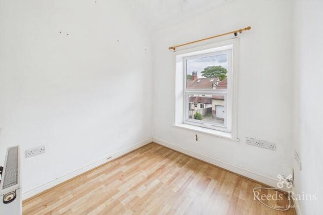 3 bed Terraced to rent Image 10