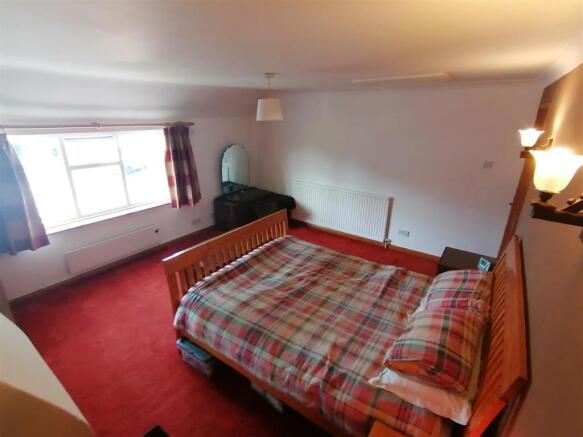 2 bed Cottage for sale Image 7