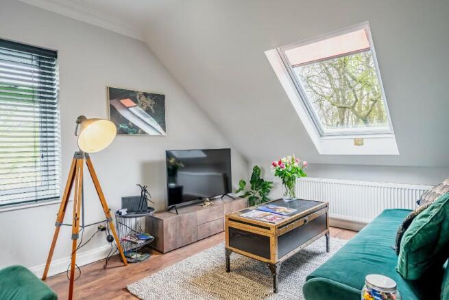 1 bed Apartment to rent Image 5