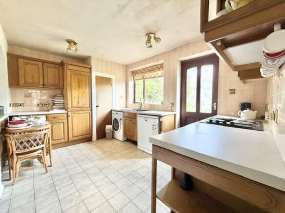 Kitchen breakfast room