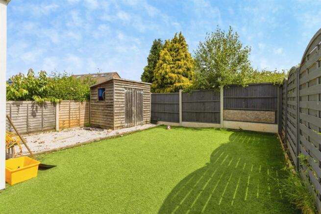 3 bed Semi-Detached for sale Image 11