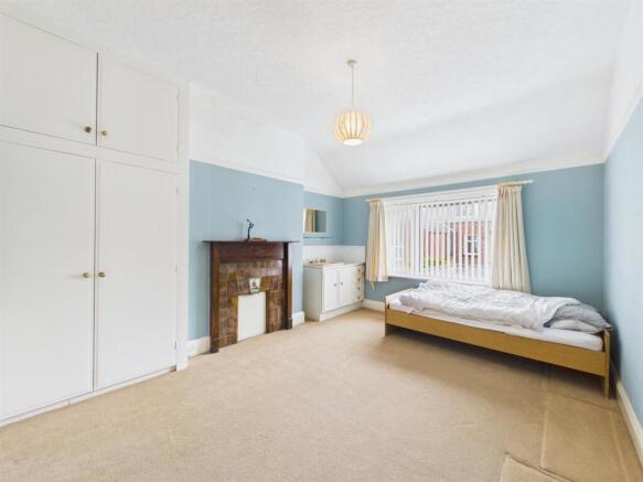 3 bed Semi-Detached for sale Image 8