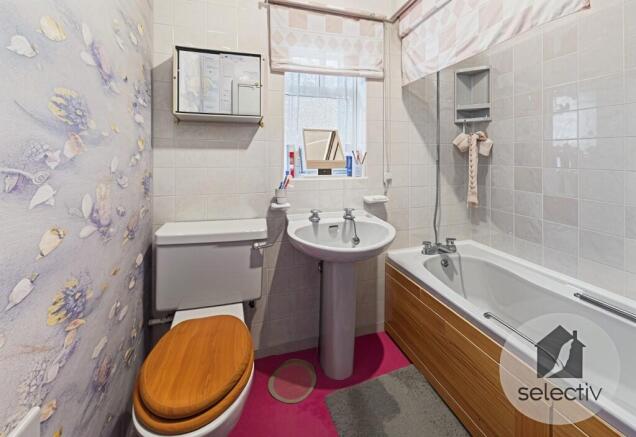 3 bed Semi-Detached for sale Image 9