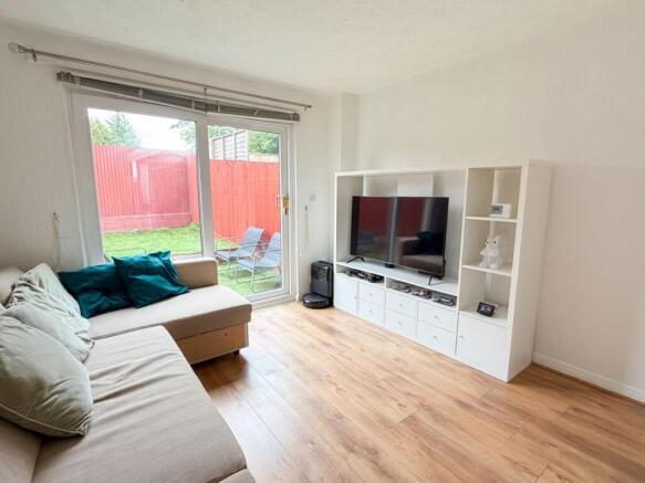 Young Crescent, Bathgate, EH48 photo 4