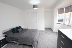 8, Dodisham Walk, Fishponds, Bristol BS16 2QE