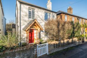 32, Vicarage Road, Maidenhead SL6 7DS