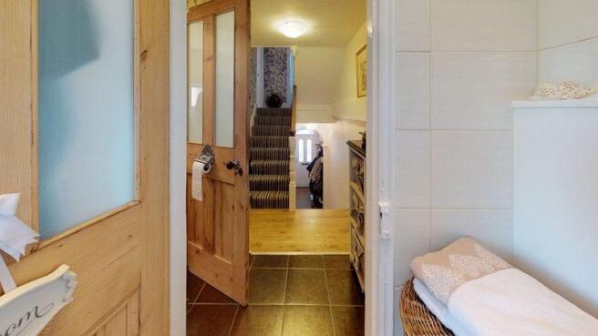 Bathroom To Cl...