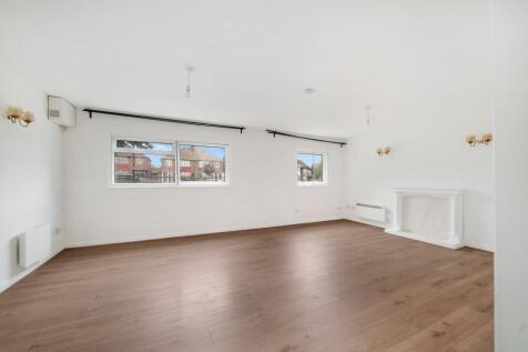 Balmore Crescent, Barnet, EN4